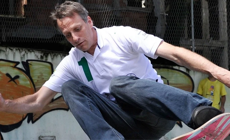tony hawk net worth